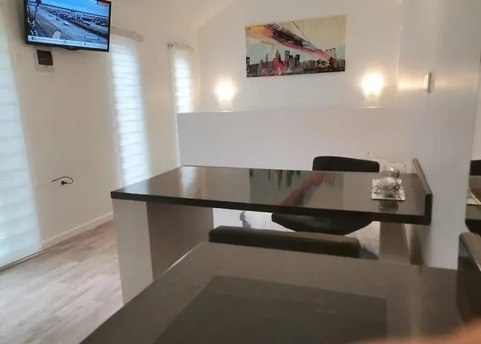 Cabana Emilia House