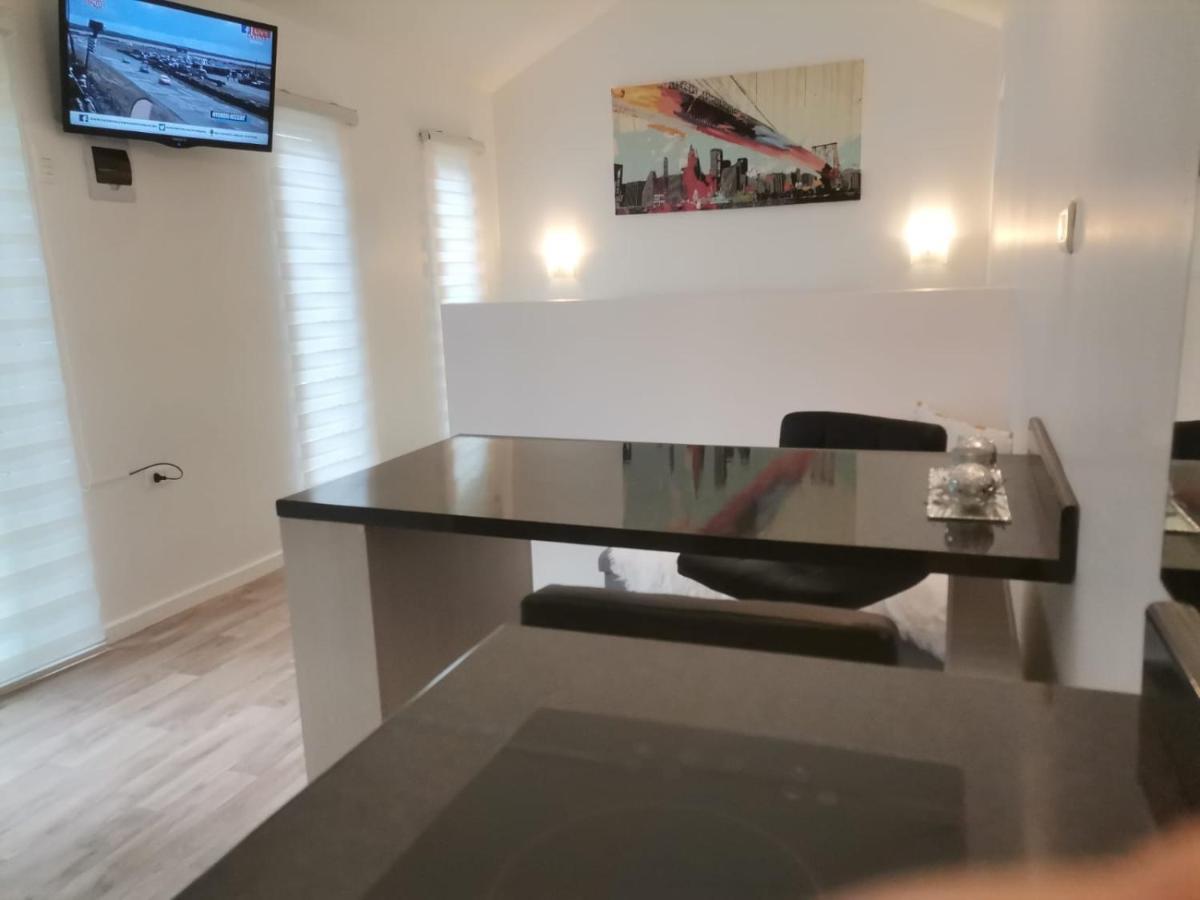 Emilia House Apartment